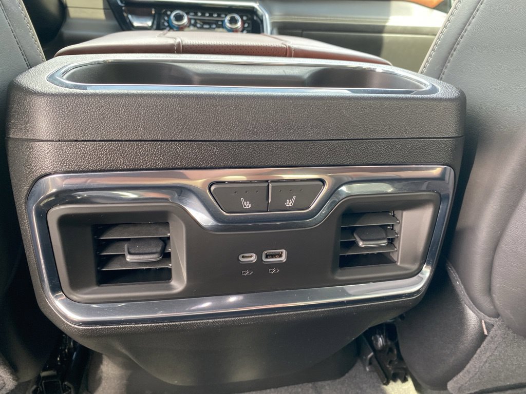 Used 2023 GMC Sierra 1500 Denali Ultimate AWD/4WD image 29