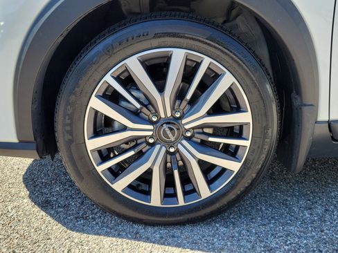 Certified 2023 Nissan Kicks SV FWD image 10