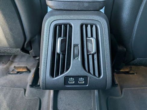 Used 2025 BMW X2 xDrive28i image 19