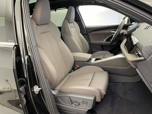 New 2025 Audi Q5 Premium Plus image 23