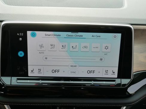 Certified 2026 Volkswagen Atlas SE AWD/4WD image 35