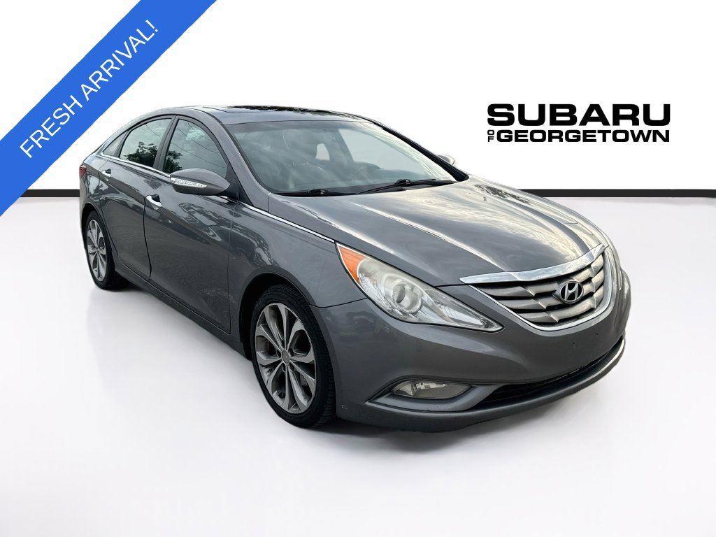 Used 2013 Hyundai Sonata Limited FWD image 1