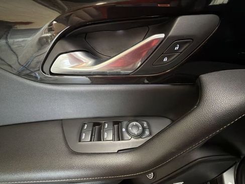 Used 2024 Chevrolet Blazer Premier image 13