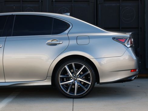 Used 2018 Lexus GS 350 F Sport RWD image 31