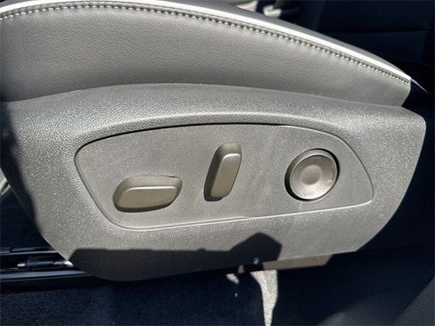 New 2026 Buick Enclave Preferred w/ Power Package image 12