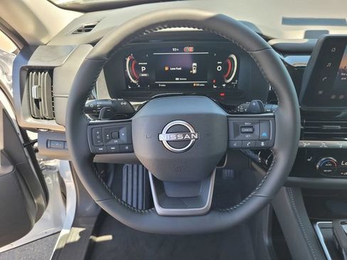 New 2026 Nissan Pathfinder SL w/ Cargo Package AWD/4WD image 9