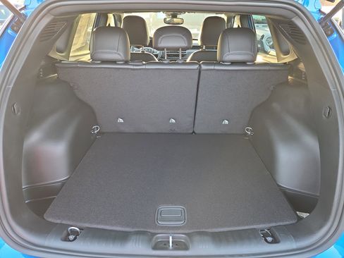 New 2026 Jeep Compass Latitude image 8