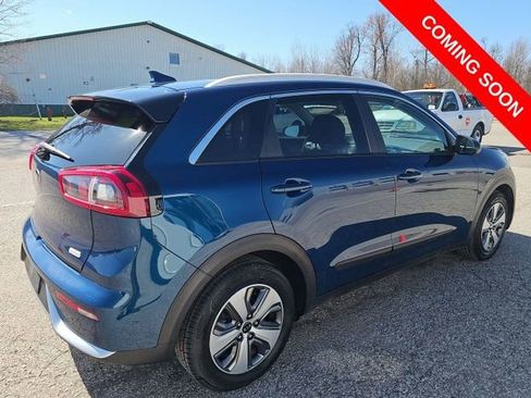 Used 2019 Kia Niro LX FWD image 2