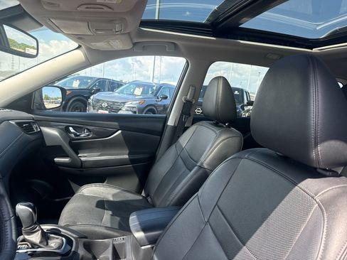 Used 2020 Nissan Rogue SL w/ Premium Package AWD/4WD image 26