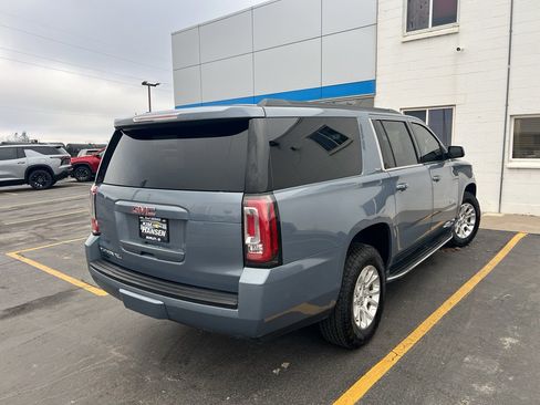 Used 2016 GMC Yukon XL SLT image 4