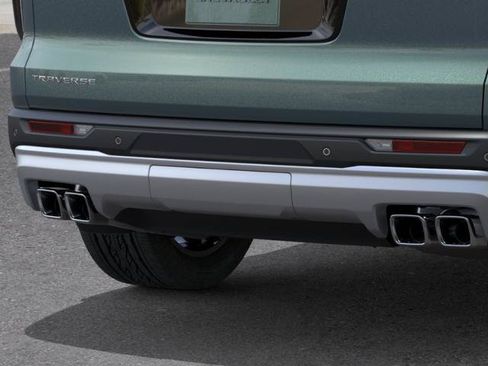 New 2027 Chevrolet Traverse LT w/ LPO, Floor Liner Package FWD image 38