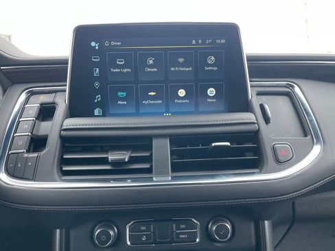 Used 2024 Chevrolet Tahoe Z71 w/ Luxury Package image 8