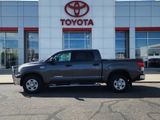 Used 2013 Toyota Tundra 4x4 CrewMax image 3