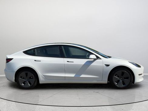 Used 2023 Tesla Model 3 Standard Range RWD image 5