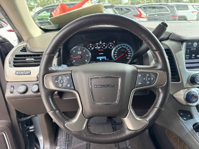 Used 2019 GMC Yukon Denali w/ Denali Ultimate Package AWD/4WD image 14