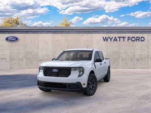 New 2026 Ford Maverick XLT w/ Equipment Group 301A AWD/4WD image 2