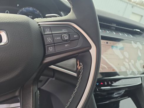 New 2026 Jeep Grand Cherokee Altitude AWD/4WD image 15