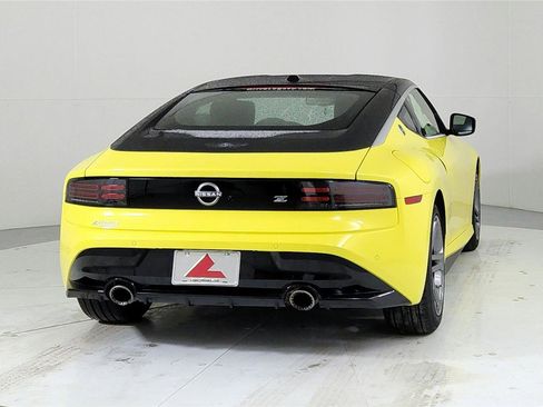 Used 2024 Nissan Z Sport w/ Floor Mat Package RWD image 4