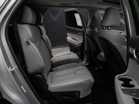 Used 2024 Hyundai Palisade SEL w/ Premium Package image 18