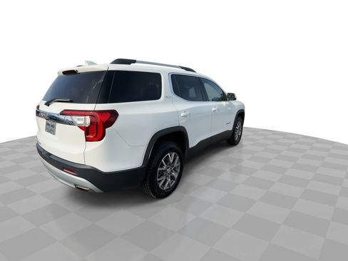 Certified 2022 GMC Acadia SLT FWD image 9