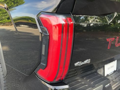 Used 2023 Toyota Tundra Limited AWD/4WD image 26