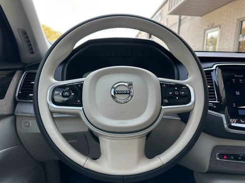 Used 2022 Volvo XC90 T6 Inscription w/ Advanced Package AWD/4WD image 33