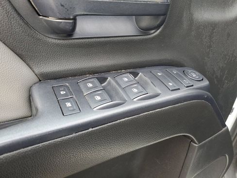 Used 2015 GMC Sierra 2500 4x4 Crew Cab w/ Sierra Convenience Package image 10