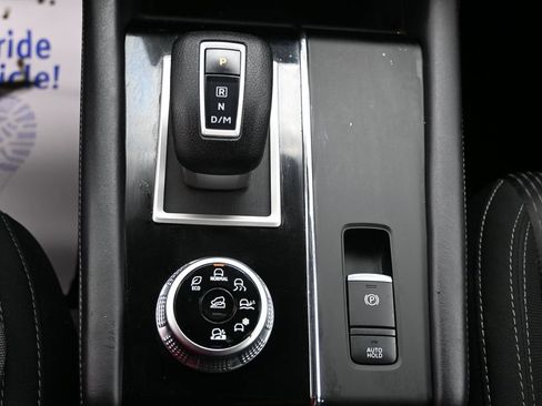 Used 2024 Mitsubishi Outlander ES AWD/4WD image 26