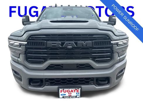 Used 2026 RAM 3500 Laramie AWD/4WD image 11