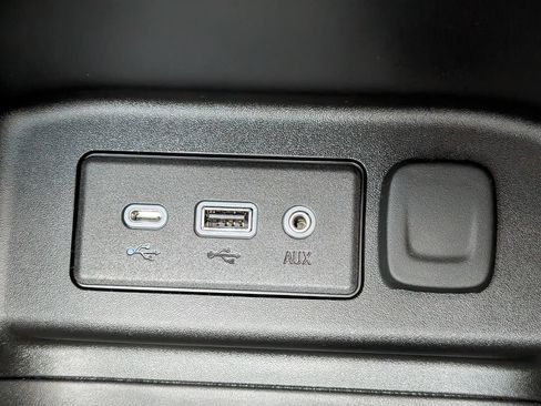 Used 2022 Chevrolet Equinox RS AWD/4WD image 29