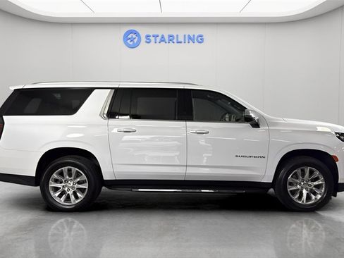 Used 2023 Chevrolet Suburban Premier image 11