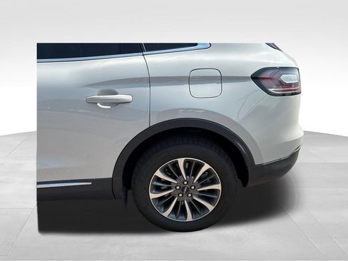 Certified 2023 Lincoln Nautilus AWD w/ Premium Package image 35