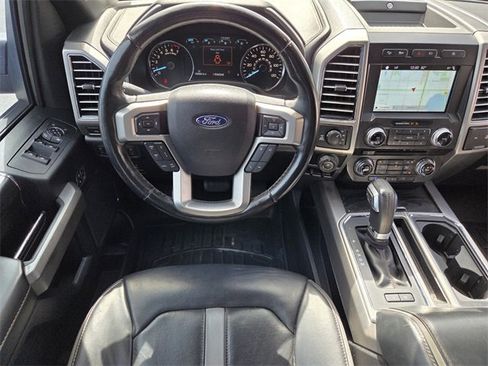 Used 2018 Ford F150 Platinum w/ Equipment Group 701A Luxury image 17