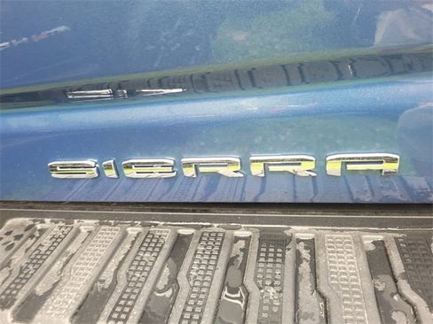 New 2025 GMC Sierra 2500 Denali w/ Denali Reserve Package image 12