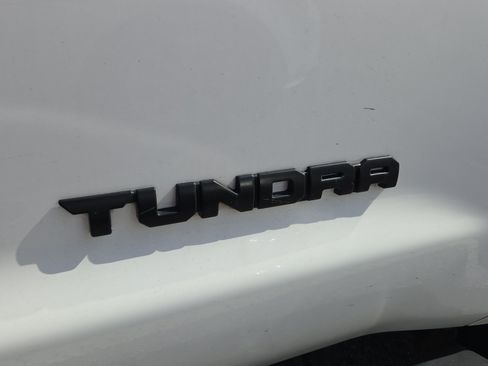 Used 2021 Toyota Tundra SR5 RWD image 6