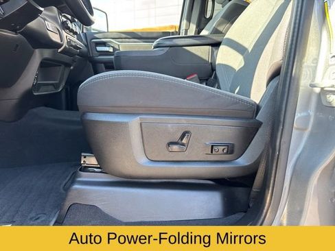 Used 2024 RAM 3500 Big Horn image 30