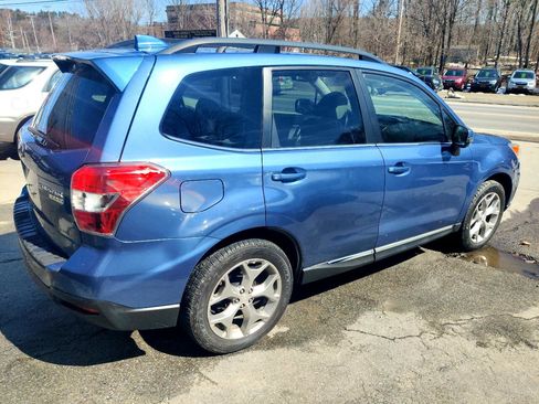 Used 2016 Subaru Forester 2.5i Touring w/ Eyesight & Navigation System image 6