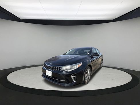 Used 2017 Kia Optima SX image 3