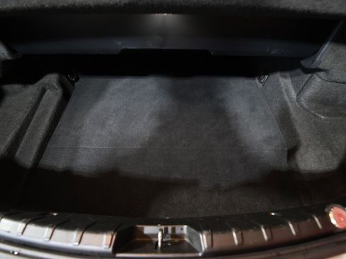 Used 2017 BMW 640i Convertible image 25