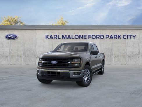 New 2026 Ford F150 XLT w/ XLT Chrome Appearance Package AWD/4WD image 31