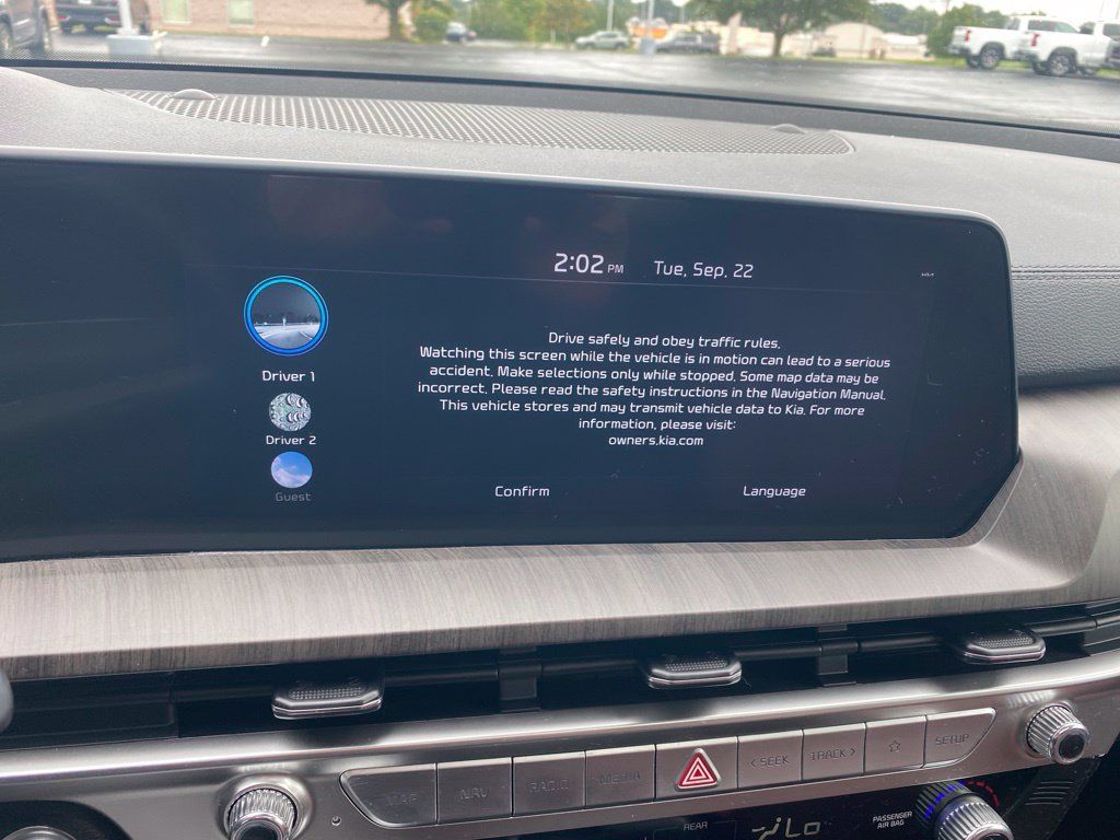 Used 2024 Kia Telluride EX AWD/4WD image 12