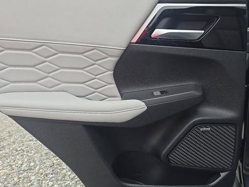 New 2025 Mitsubishi Outlander SEL image 26