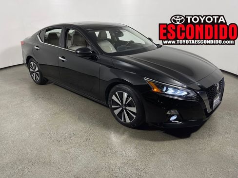Used 2019 Nissan Altima 2.5 SL image 1