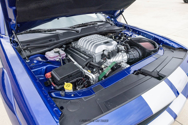 Used 2022 Dodge Challenger SRT Hellcat RWD image 15