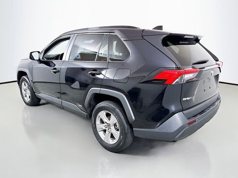 Used 2025 Toyota RAV4 LE image 5