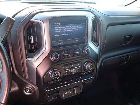 Used 2021 Chevrolet Silverado 1500 RST AWD/4WD image 19