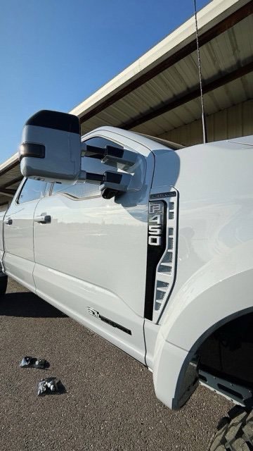 Used 2026 Ford F450 Platinum w/ FX4 Off-Road Package AWD/4WD image 5