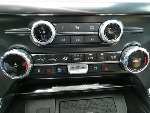 Used 2024 Ford F150 Raptor AWD/4WD image 31