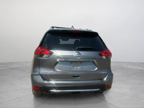 Used 2019 Nissan Rogue SV w/ Sun & Sound Touring Package AWD/4WD image 8