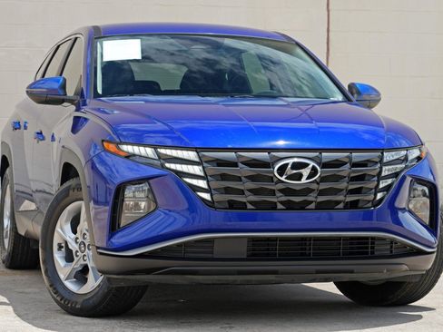 Used 2022 Hyundai Tucson SE FWD image 2